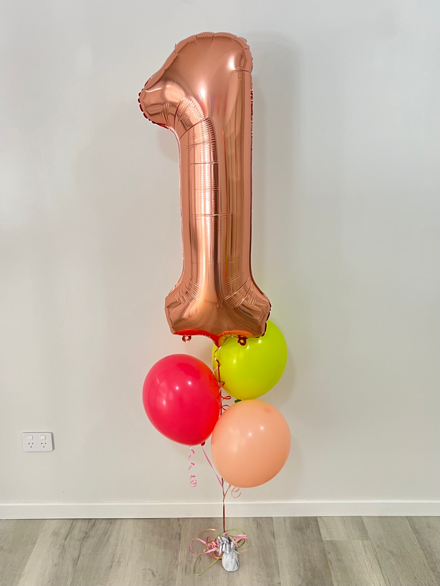 Jumbo Number and 3 Latex Bouquet