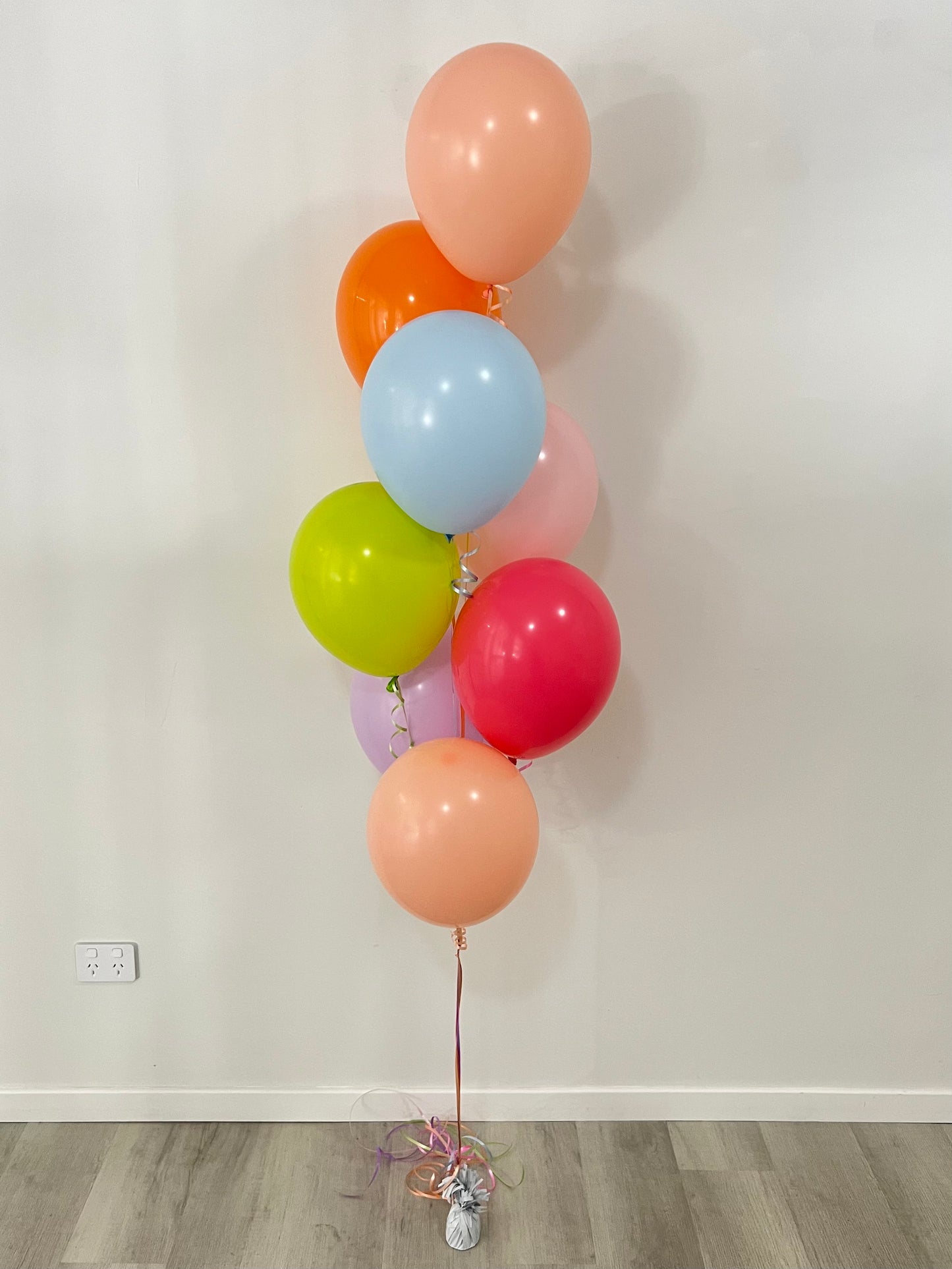 8 Balloon Bouquet
