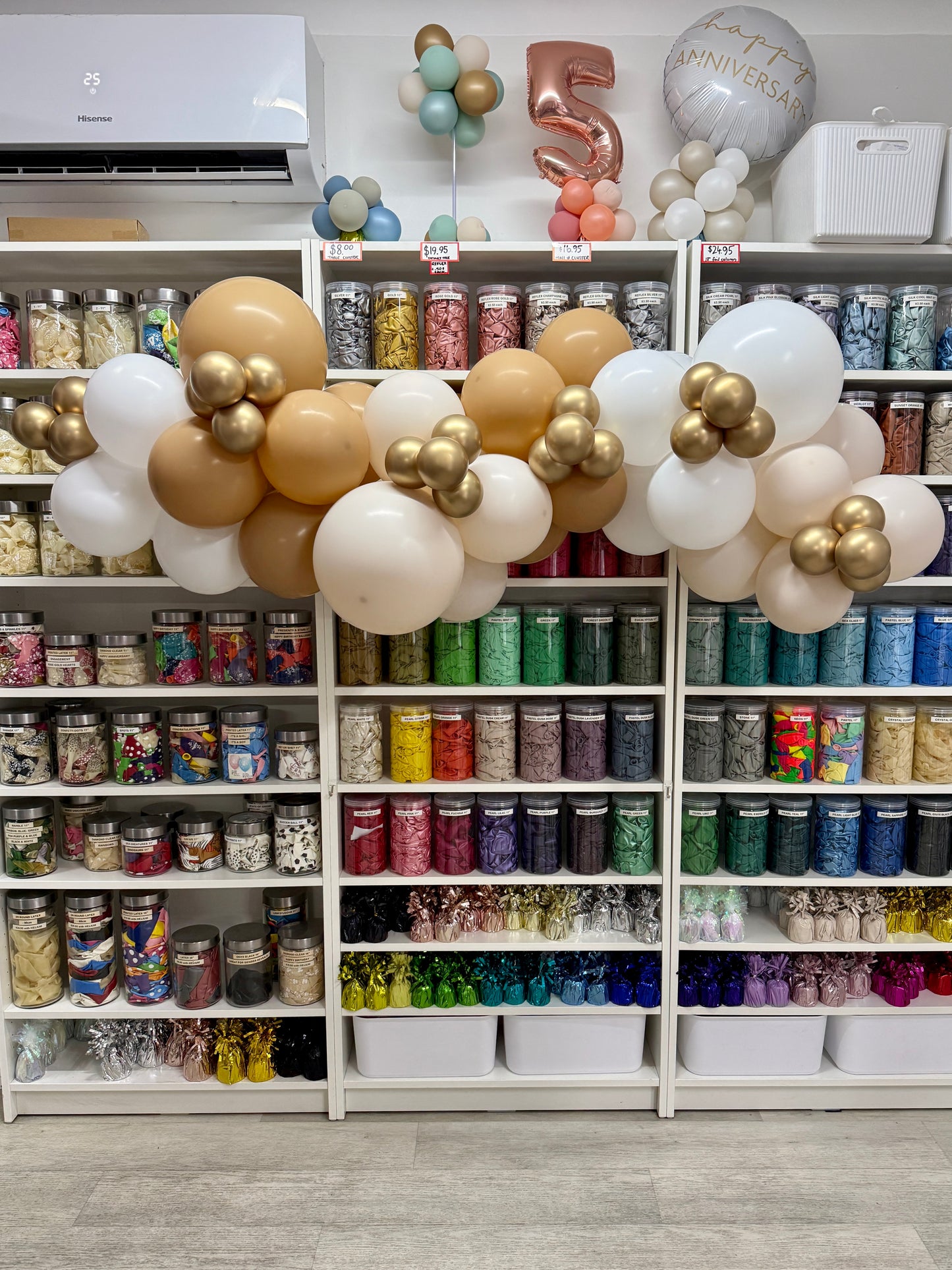 Grab 'n' Go Garland *LATTE, PASTEL DUSK CREAM & WHITE*