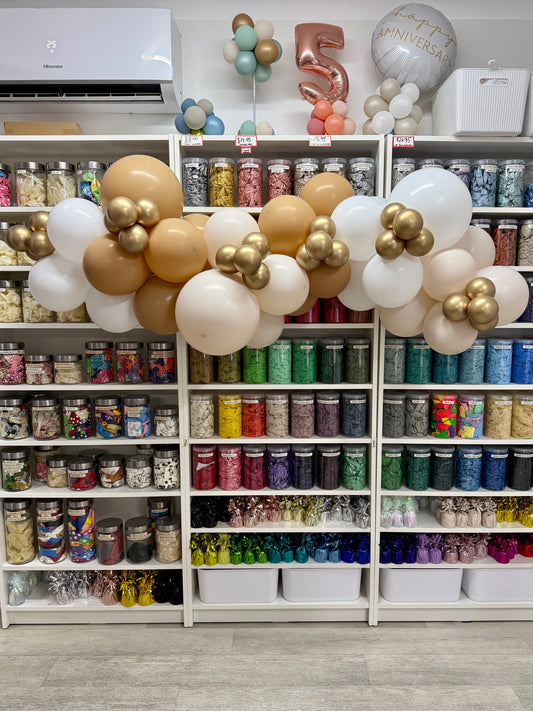 Grab 'n' Go Garland *LATTE, PASTEL DUSK CREAM & WHITE*