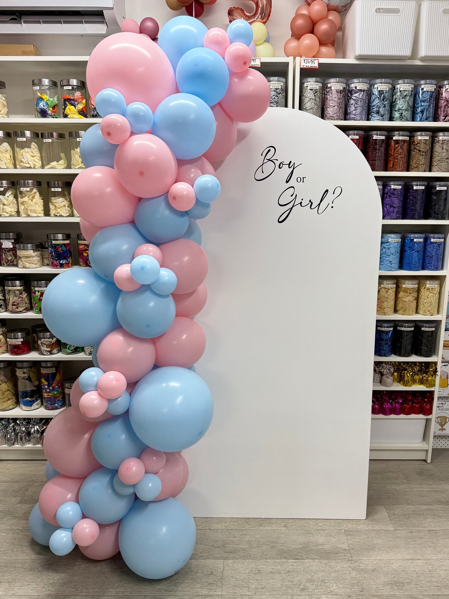 Wooden Arch Board Backdrop