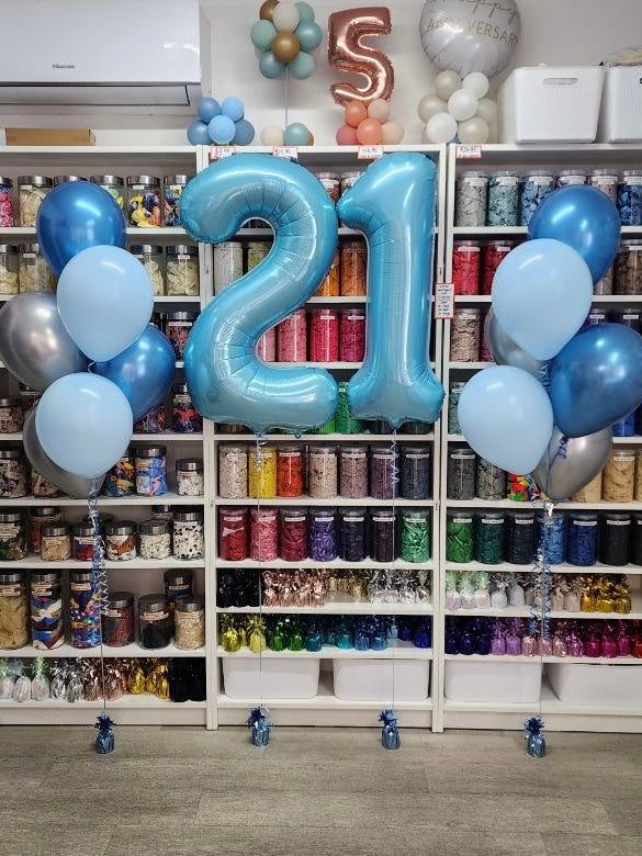 Jumbo Number and Balloon Bouquet Set