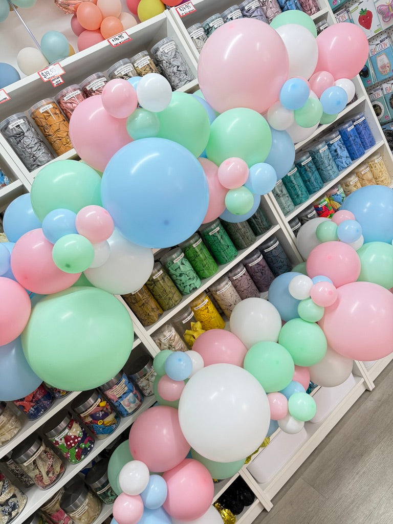 Grab 'n' Go Garland * PASTEL MIX *