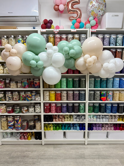 Grab 'n' Go Garland * GREEN TEA, PASTEL DUSK CREAM & WHITE *