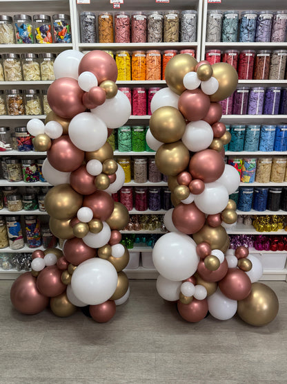 Freestanding Balloon Garland
